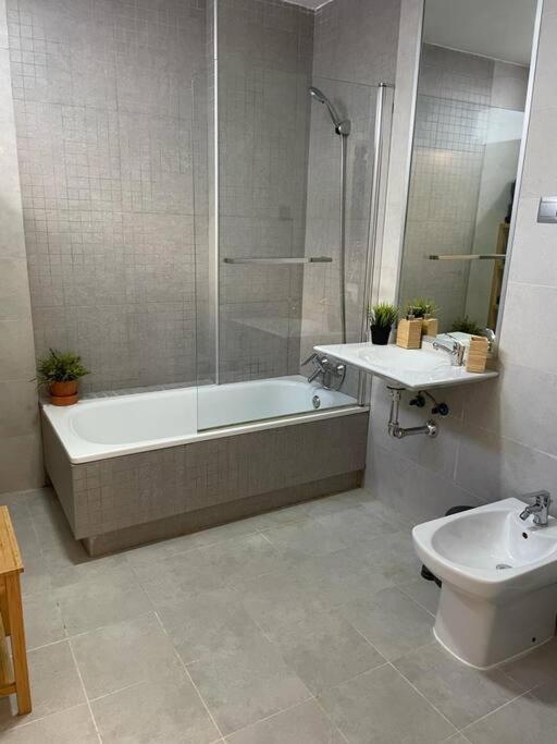 Bonito Apartamento Cerca Del Centro - Trinidad Malaga Zewnętrze zdjęcie